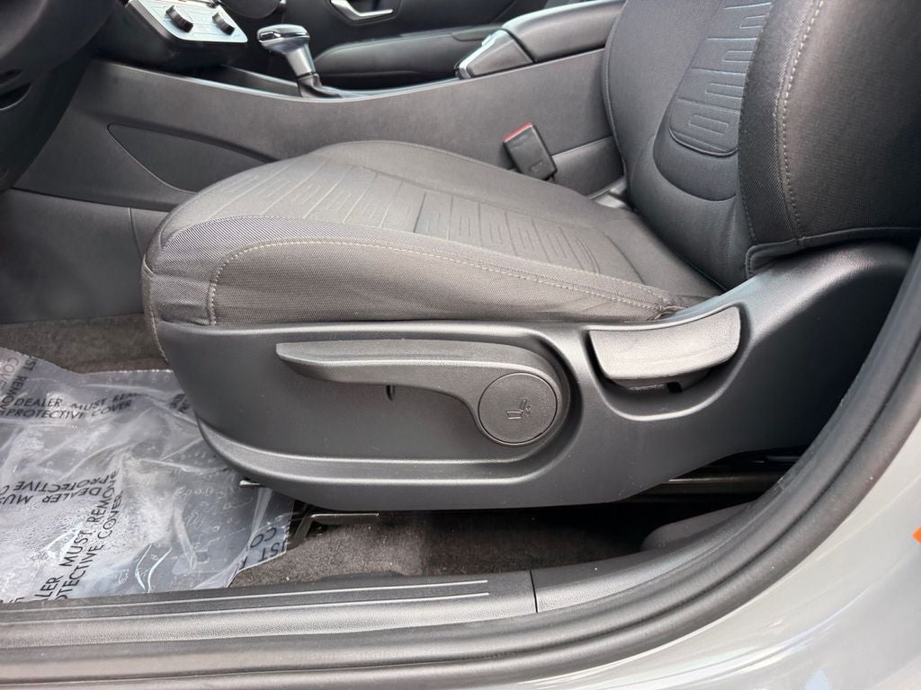 2025 Hyundai Santa Cruz SE