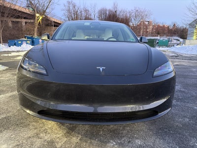 2025 Tesla Model 3 Long Range w/White Interior