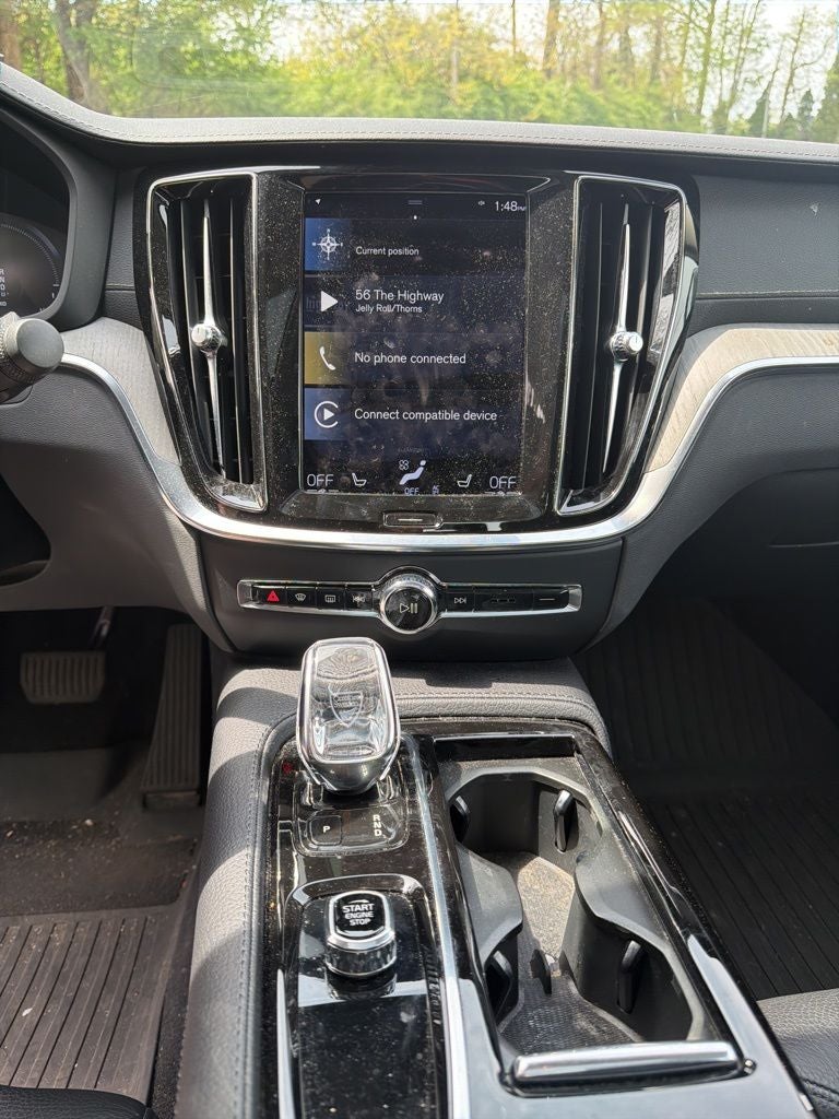 2022 Volvo S60 Recharge Plug-In Hybrid T8 Inscription