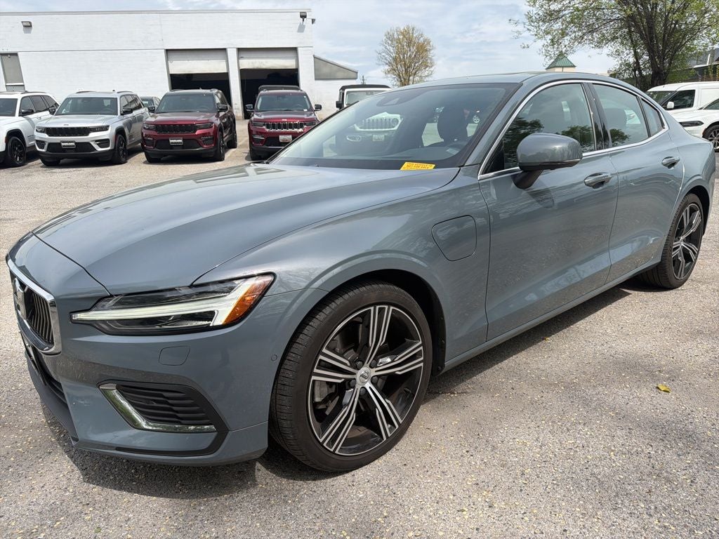 2022 Volvo S60 Recharge Plug-In Hybrid T8 Inscription