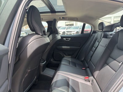 2022 Volvo S60 Recharge Plug-In Hybrid T8 Inscription