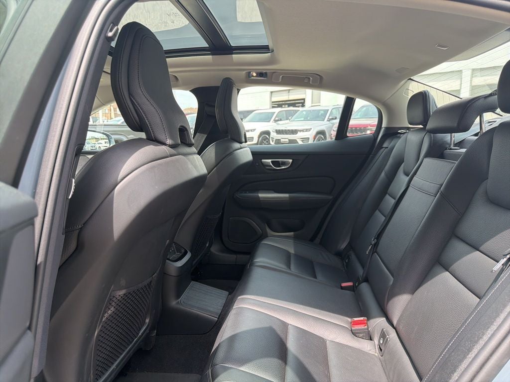 2022 Volvo S60 Recharge Plug-In Hybrid T8 Inscription