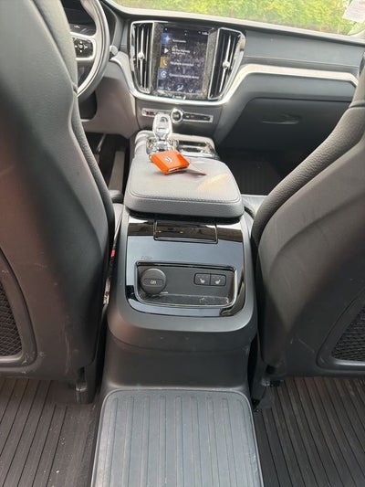 2022 Volvo S60 Recharge Plug-In Hybrid T8 Inscription