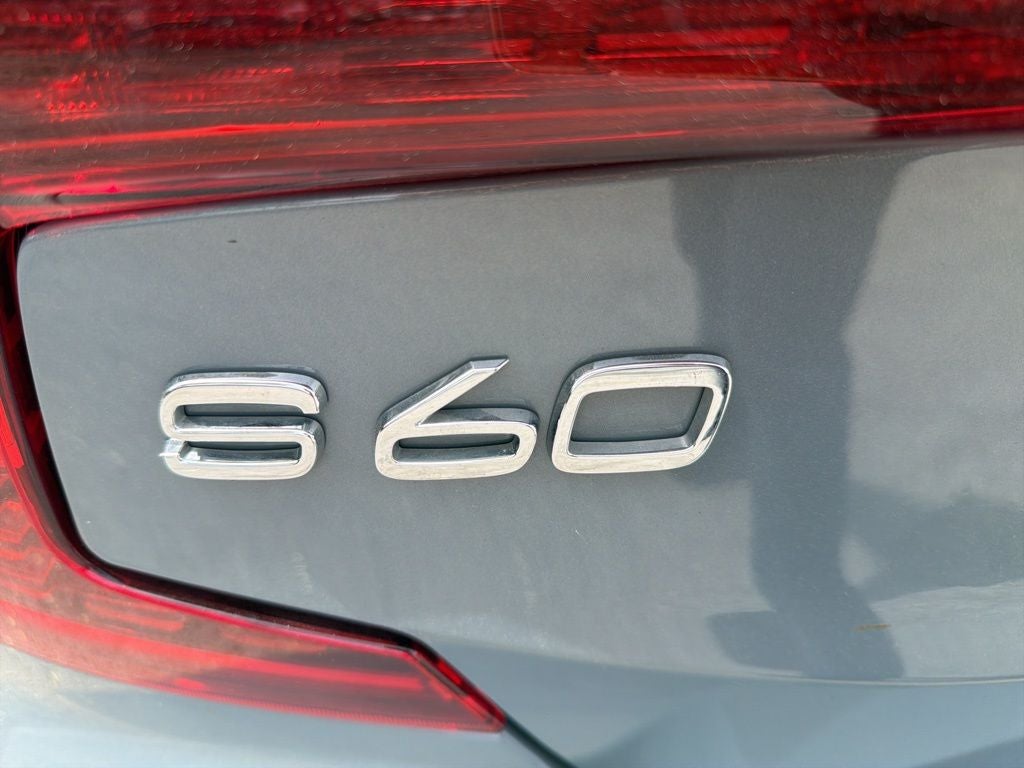 2022 Volvo S60 Recharge Plug-In Hybrid T8 Inscription