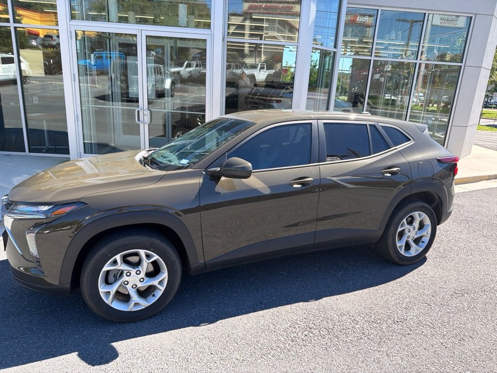 2024 Chevrolet Trax LS