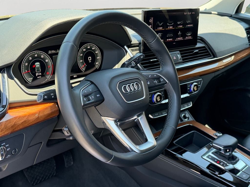 2021 Audi Q5 45 Premium Plus quattro