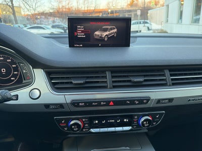 2019 Audi Q7 45 Premium Plus quattro