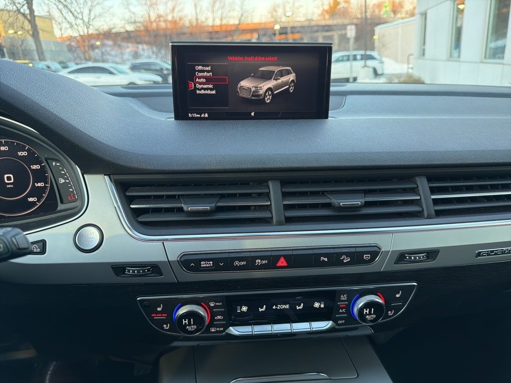 2019 Audi Q7 45 Premium Plus quattro