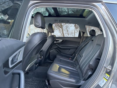 2019 Audi Q7 45 Premium Plus quattro