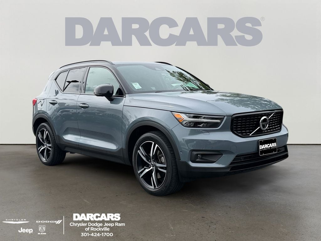 2022 Volvo XC40