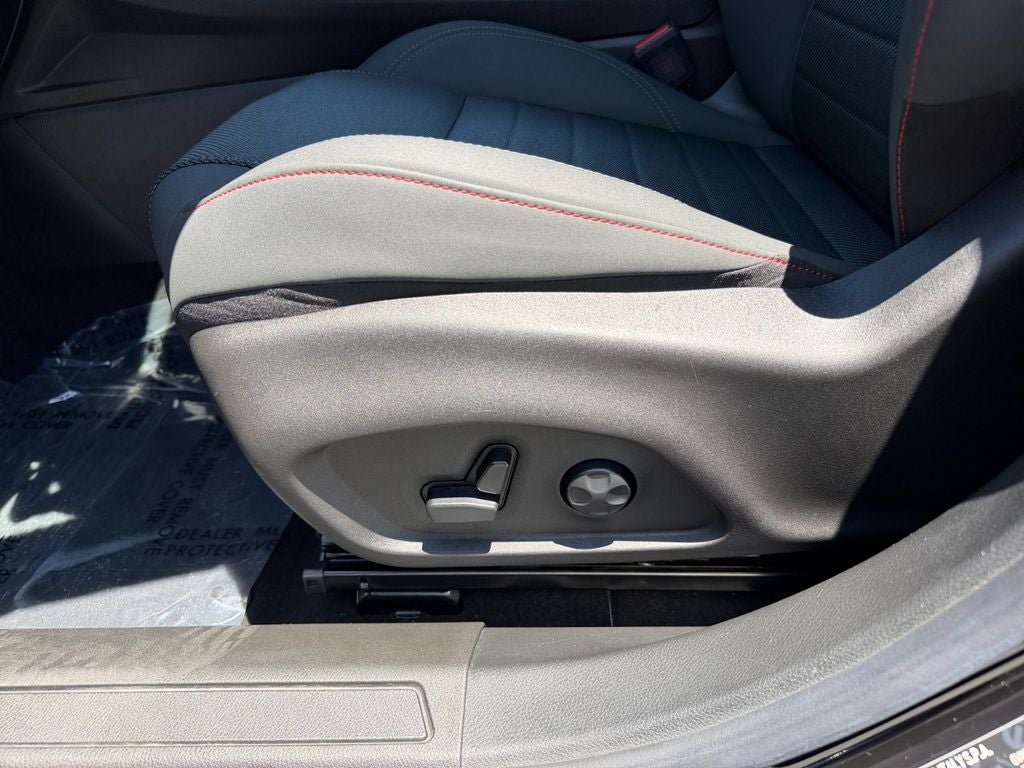 2024 Dodge Hornet R/T w/Blacktop Package