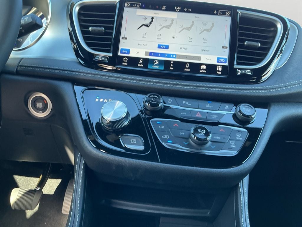 2026 Chrysler Pacifica Limited