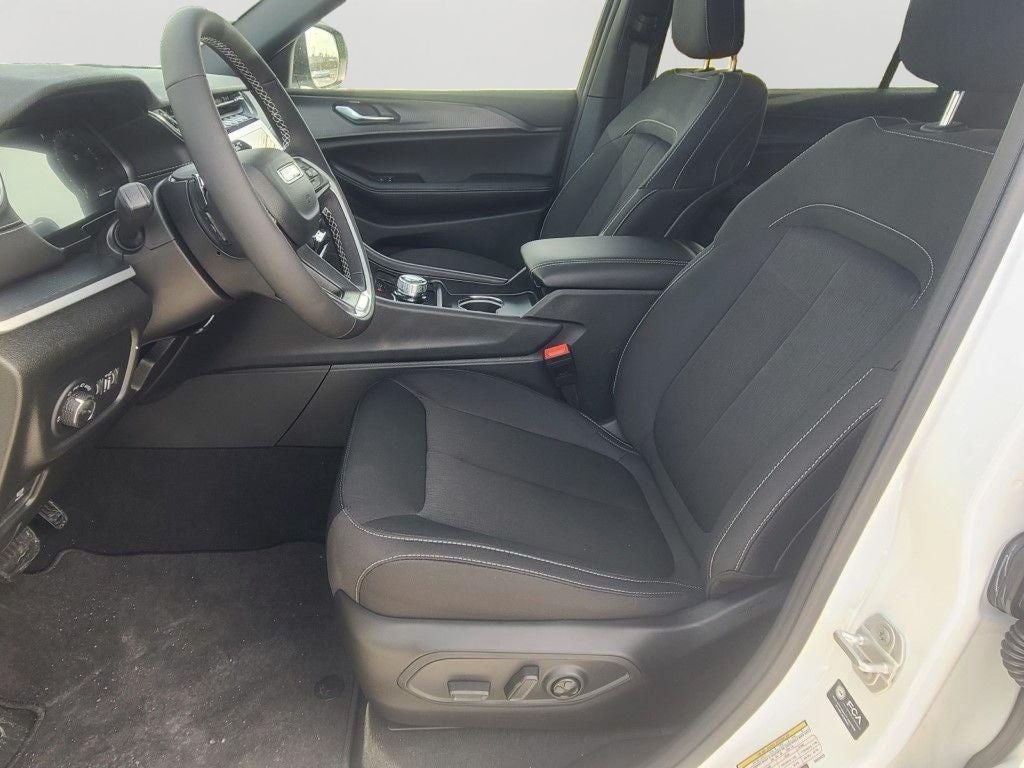 2025 Jeep Grand Cherokee L Laredo X